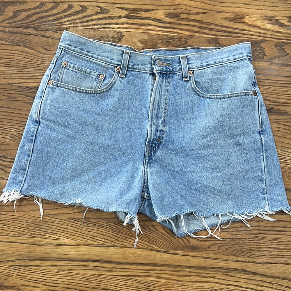 Levi’s cutoff shorts